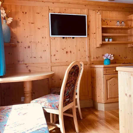 Maison d'hôtes Jagerhof - Sommercard Inkl - 5 Min Zum Hochzeiger