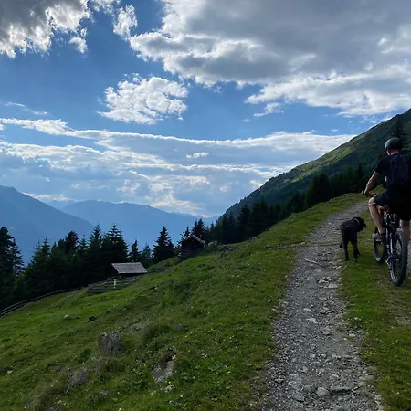 Casa de hóspedes Jagerhof - Sommercard Inkl - 5 Min Zum Hochzeiger