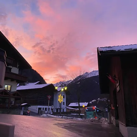 Casa de hóspedes Jagerhof - Sommercard Inkl - 5 Min Zum Hochzeiger 4*