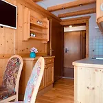 招待所 Jagerhof - Sommercard Inkl - 5 Min Zum Hochzeiger 4*